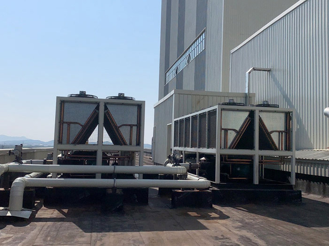 Thermal power plant-water chiller